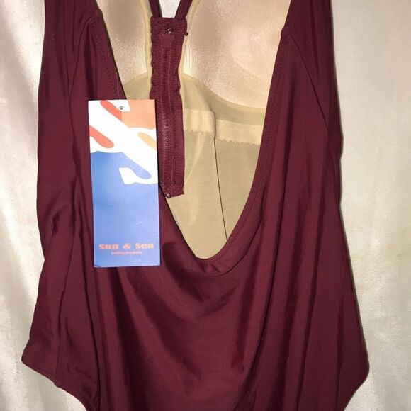 Sun and Sea one piece swimsuit size 18 New with Tags - Picture 6 of 7